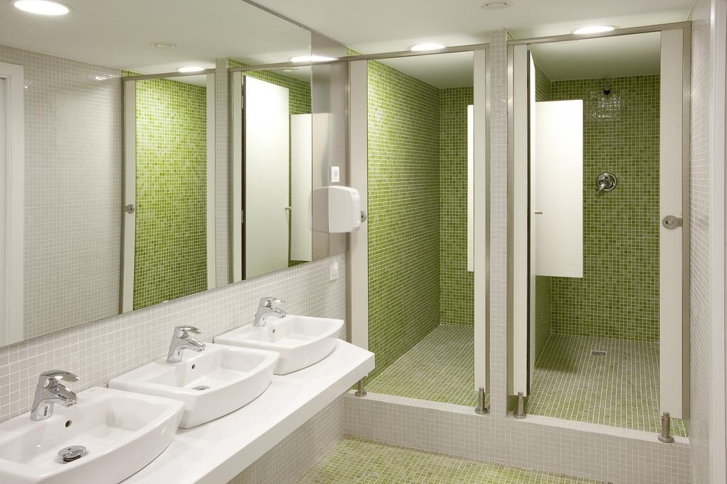 Sant Jordi Hostels Sagrada Familia Barcelona Ngoại thất bức ảnh