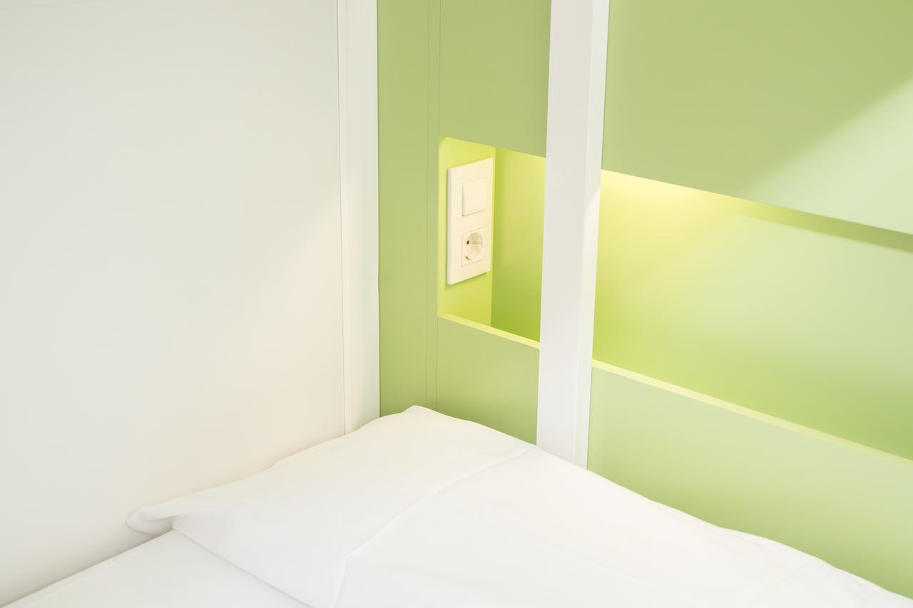 Sant Jordi Hostels Sagrada Familia Barcelona Ngoại thất bức ảnh