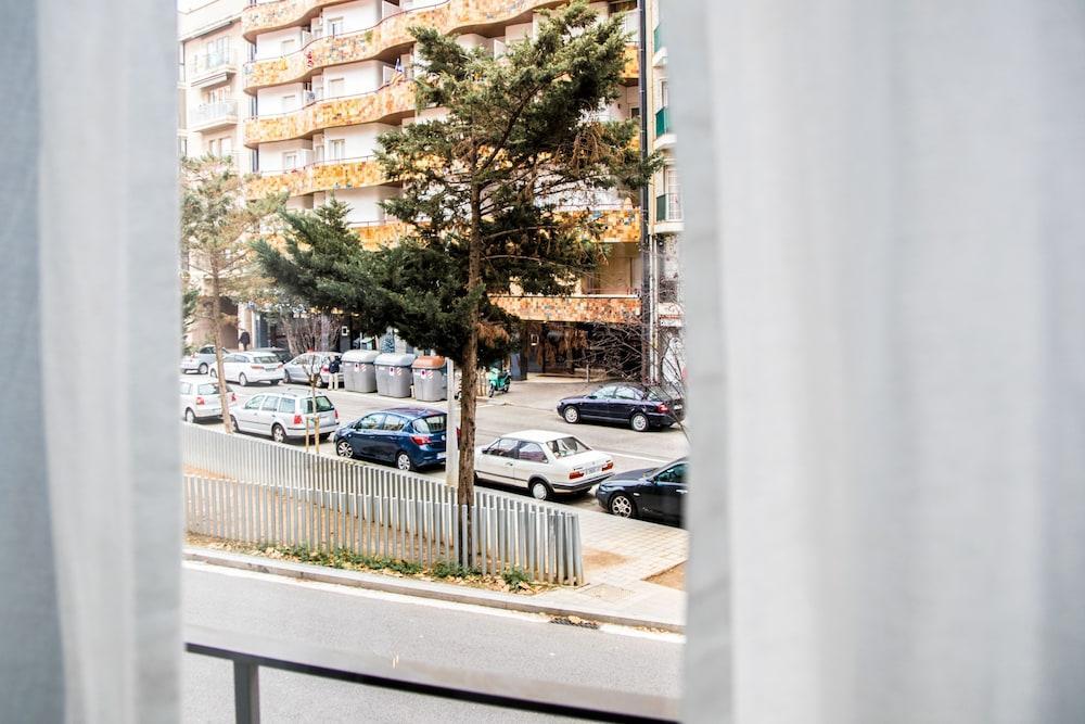 Sant Jordi Hostels Sagrada Familia Barcelona Ngoại thất bức ảnh