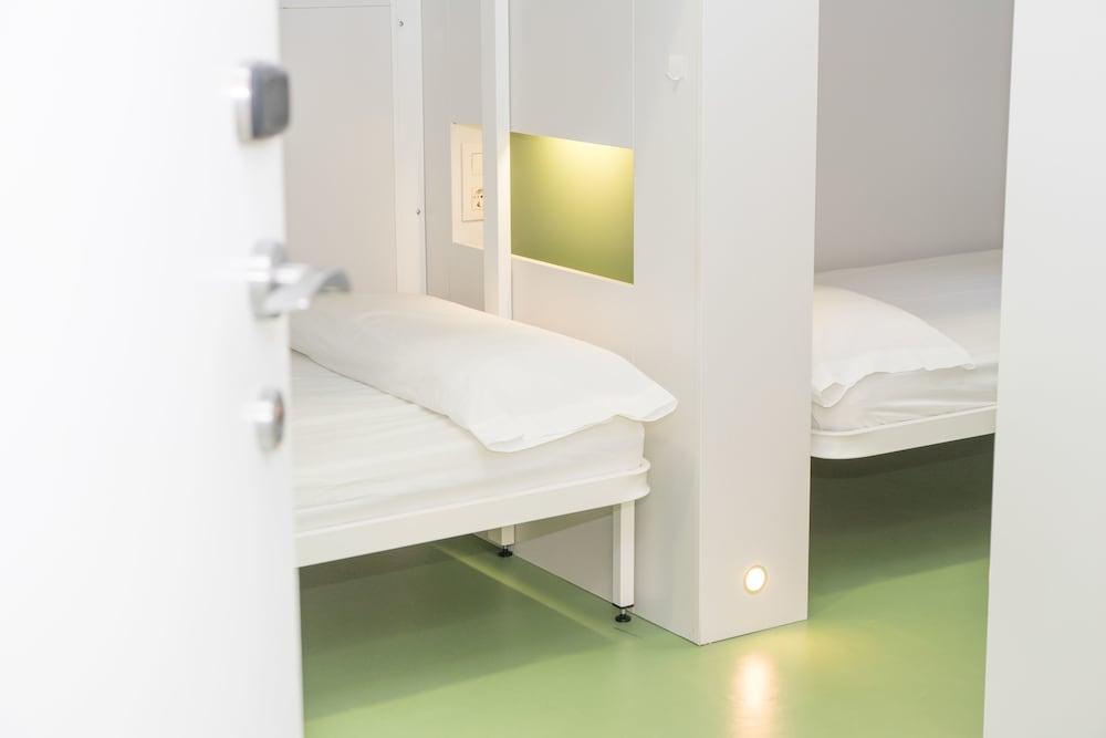 Sant Jordi Hostels Sagrada Familia Barcelona Ngoại thất bức ảnh